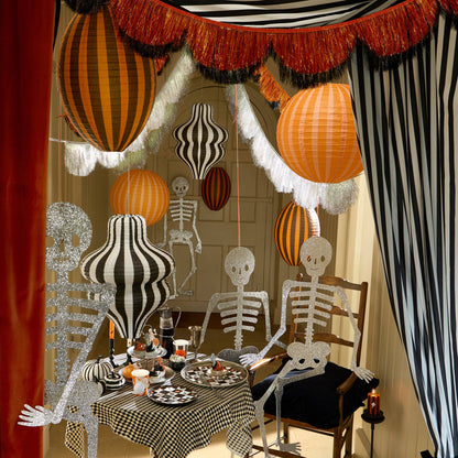 Orange & Black Tinsel Scalloped Garland