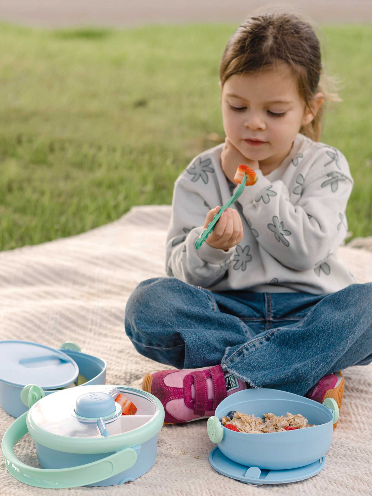Gobe Kids On-The-Go Lunchstack with Snack Spinner